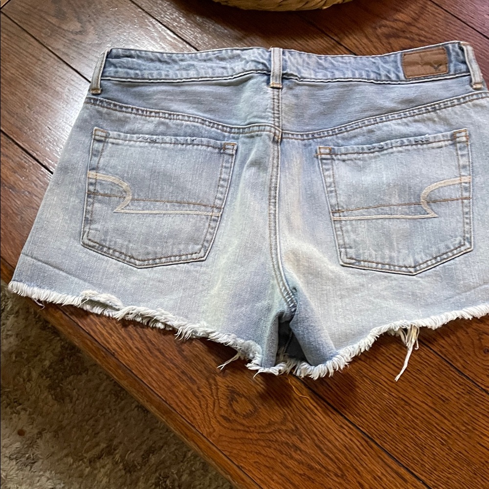 American Eagle Outfitters Light Blue Distressed Denim Jean Shorts - Picture 2 of 4
